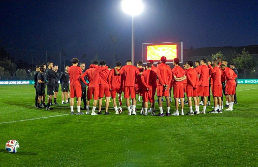 وهبي يقود أول حصة تدريبية مع المنتخب المغربي الأول