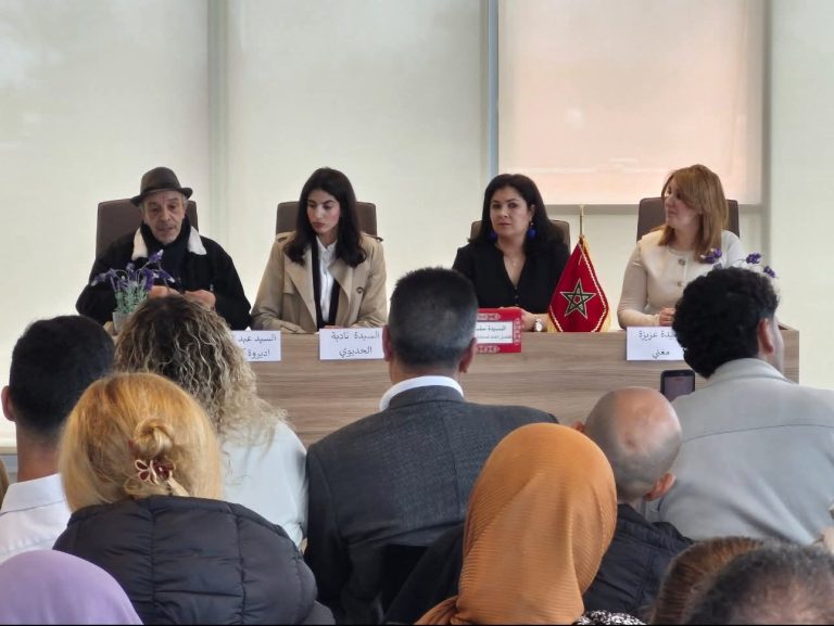القنصلية المغربية بمرسية تناقش مستجدات التسوية الاستثنائية لأوضاع الجالية