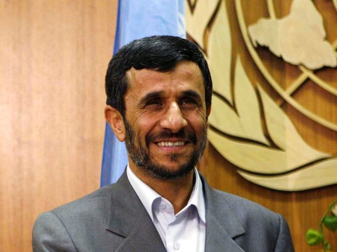 حزب الرئيس الإيراني السابق أحمدي نجاد ينفي أنباء مقتله