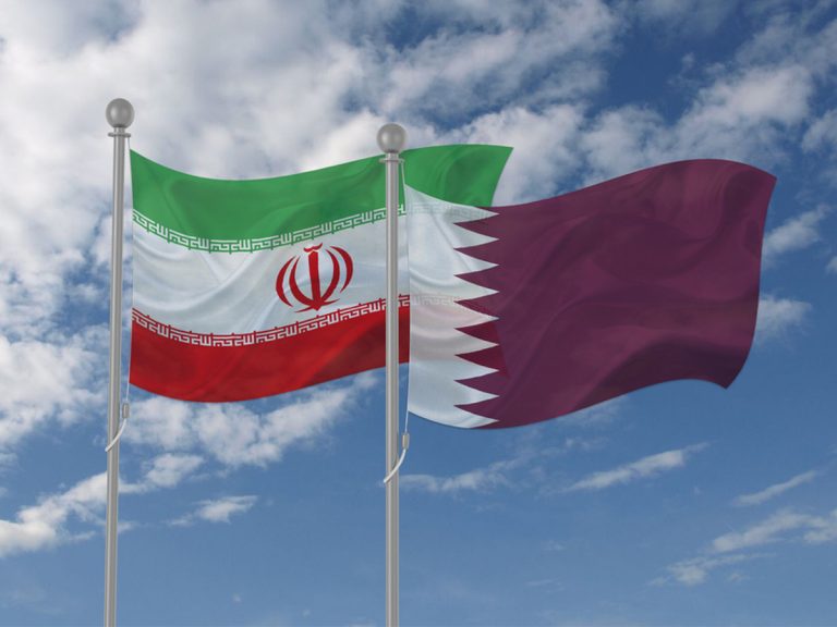 قطر تطرد الملحقين العسكري والأمني بسفارة إيران في الدوحة