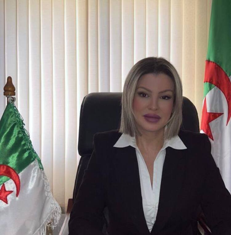 طرد المحامية الجزائرية لطيفة ديب من مخيمات تندوف