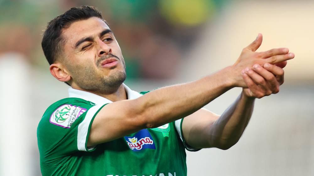الجيش الملكي يتعثر.. الرجاء يكتسح الفتح ويطارد المغرب الفاسي