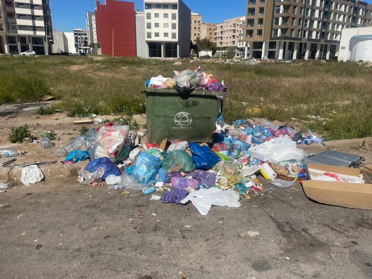 حي المطار بالناظور.. أرقى عنوان للسكن يتحول إلى بؤرة للأزبال - صور