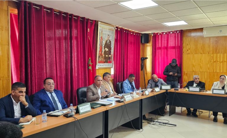 فاس.. جماعة عين الشقف تعزز بنيتها التحتية بمحطة طرقية وسوق أسبوعي