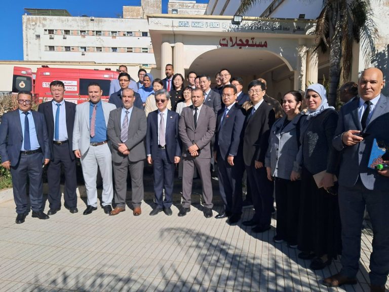 مكناس.. تعزيز التعاون الصحي المغربي الصيني في زيارة رسمية لمستشفى محمد الخامس