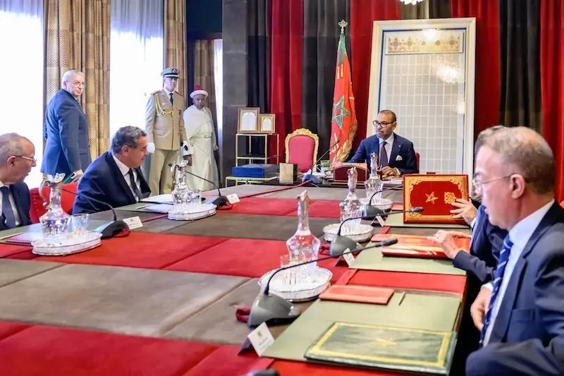 وزير الفلاحة يستعرض أمام الملك وضعية القطيع الوطني وحصيلة موسم فلاحي واعد