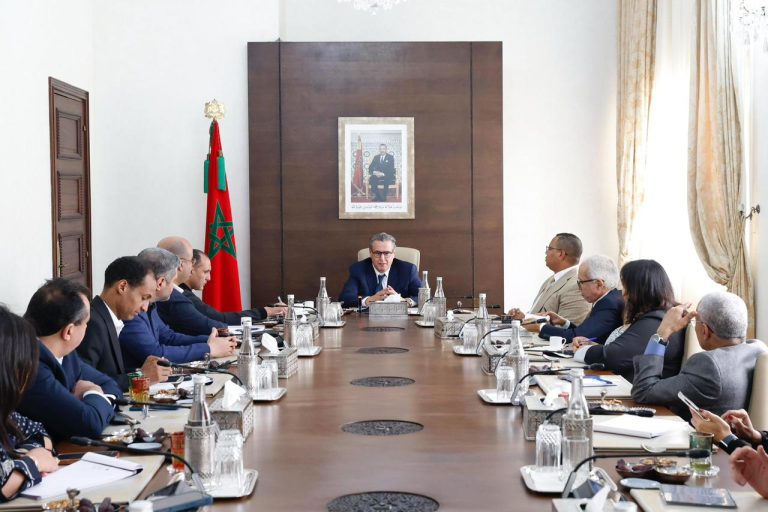 أخنوش: الحكومة جمعت بين إرادة تنزيل الأوراش المهيكلة وخلق دينامية اقتصادية لتأمين تمويلها