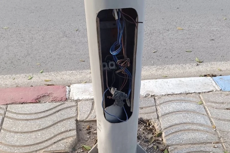 مأساة بكورنيش مرتيل.. صعقة كهربائية تنهي حياة طفل