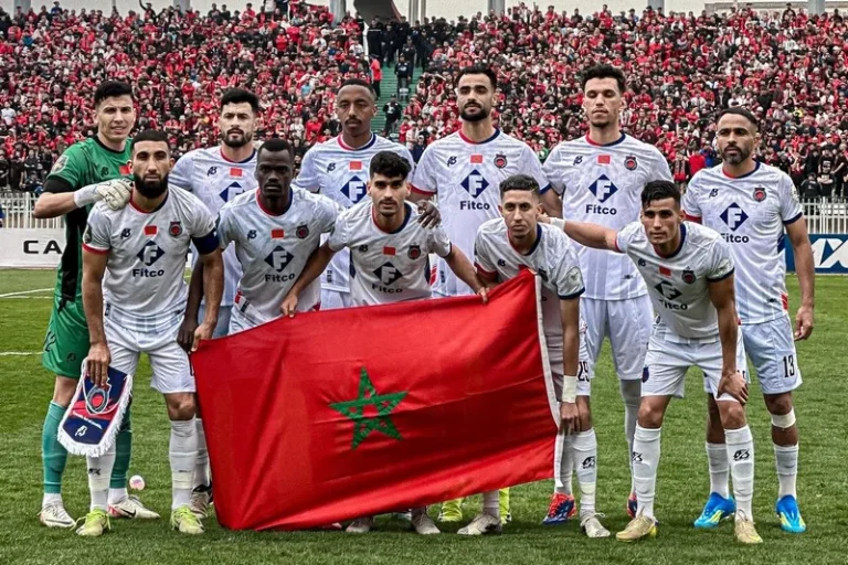 اللاعب الجزائري فرحاني يعتذر للمغاربة ويوضح ملابسات واقعة قميص أولمبيك آسفي
