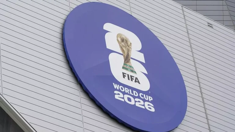 بقرار من البيت الأبيض.. أول منتخب "معزول بفقاعة" في المونديال