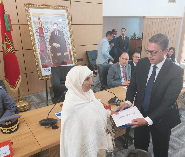 تازة.. عامل الإقليم يترأس حفل توديع حجاج بيت الله الحرام لموسم 1447 هـ