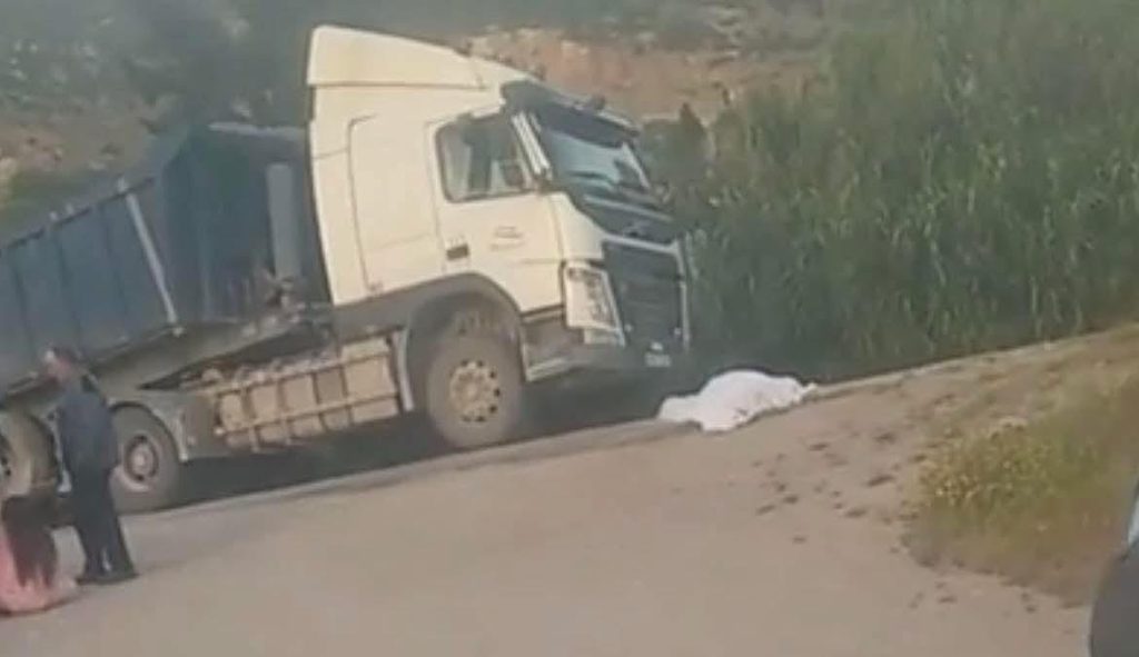 تطوان.. شاحنة تنهي حياة قاصر كان يقود “تروتينيت” في حادث مأساوي ببنقريش