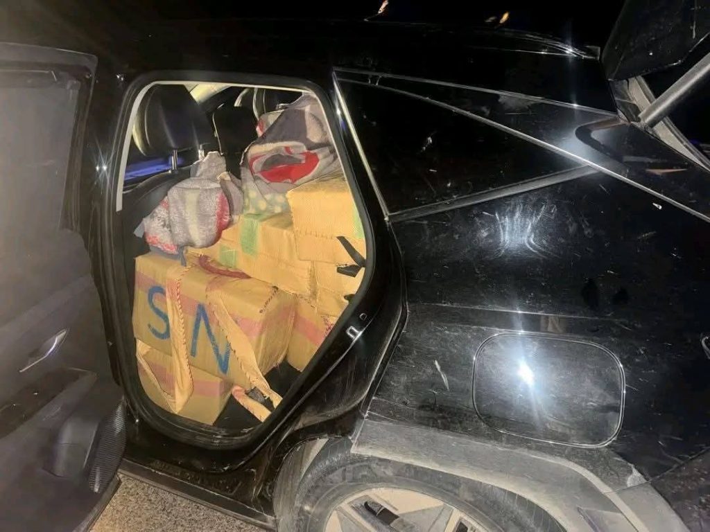 أشتوكة.. إحباط تهريب 17 كيلوغرامًا من الشيرا وتوقيف شخصين