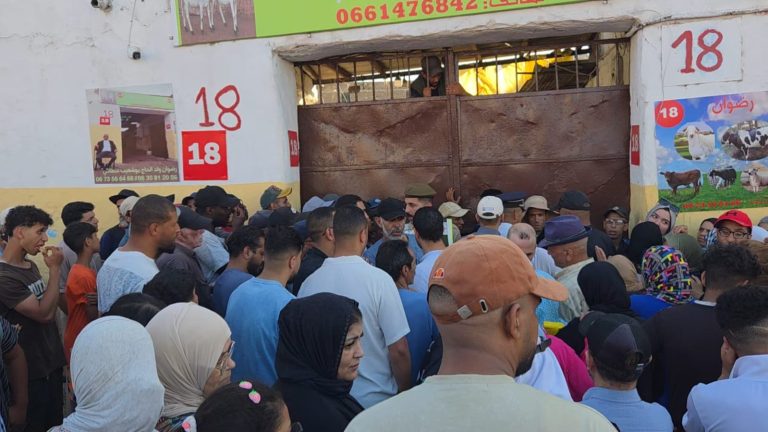 الدار البيضاء.. ازدحام وفوضى بالمجازر القديمة بالحي المحمدي بسبب الإقبال على خروف العيد