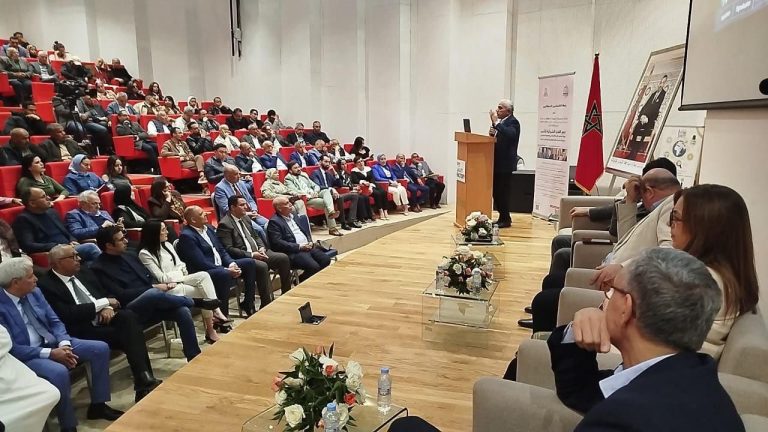بحضور نزار بركة و معزوز.. رابطة الاقتصاديين الاستقلاليين تطرح خطة عمل 2026-2035
