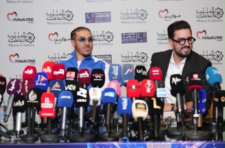 ديزي دروس يحسم جدل المنصات ويكشف موقفه من الدبلوماسية و "التملق"