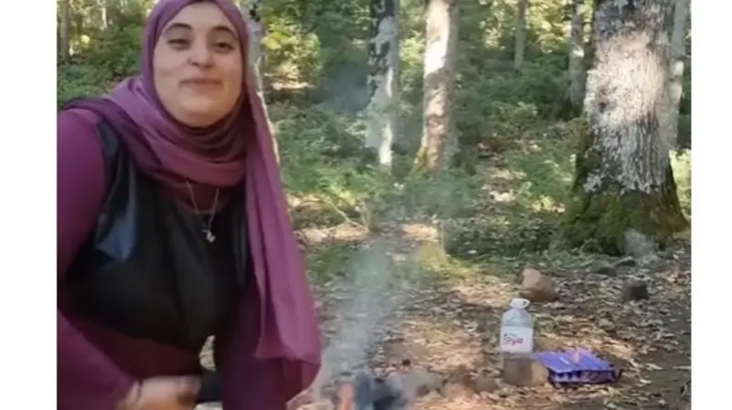 غضب في الجزائر بعد تحدي مؤثرة لقرار حظر إشعال النار بالغابات