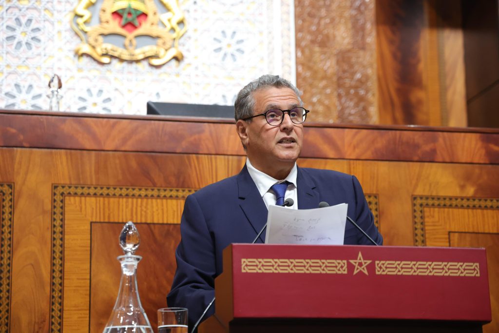 أخنوش: انخفاض الهدر المدرسي بـ 50% في 230 إعدادية للريادة
