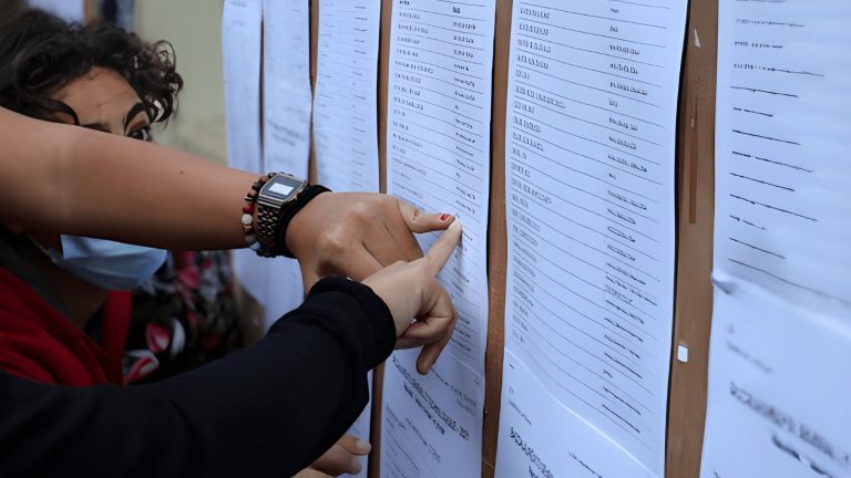 بـ19,52.. التلميذ بونية أنس يحصل على أعلى معدل بجهة العيون الساقية الحمراء
