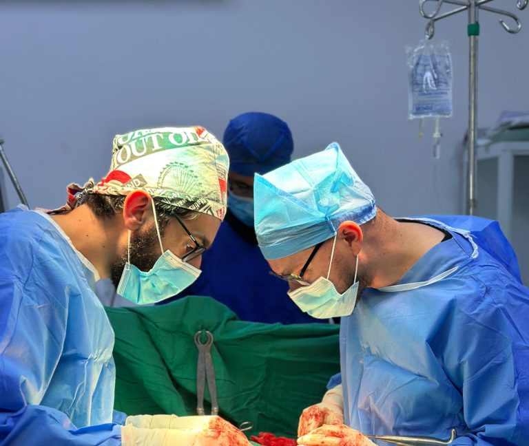إنجار طبي غير مسبوق.. نجاح عمليتين جراحيتين لعلاج "انسداد الحالب" بمستشفى جرادة