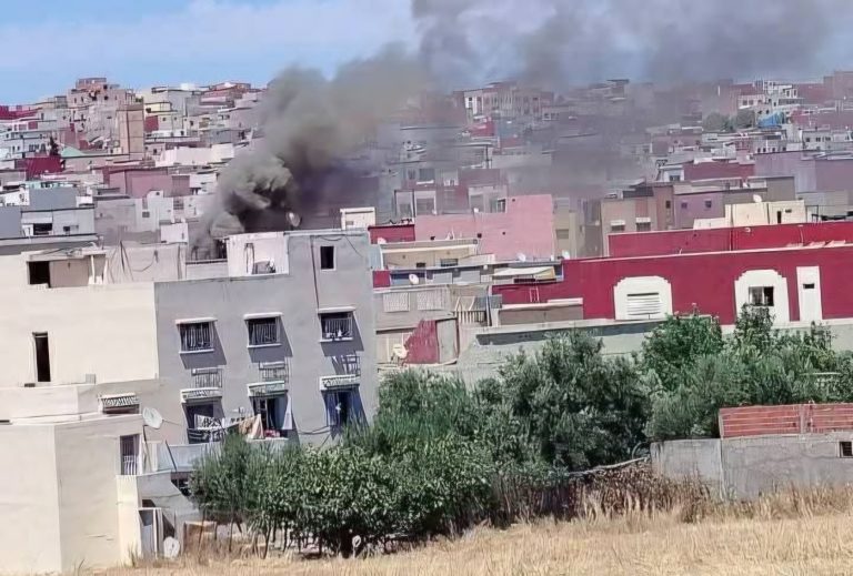 حريق مهول يلتهم محلاً لبيع الأفرشة بتاهلة