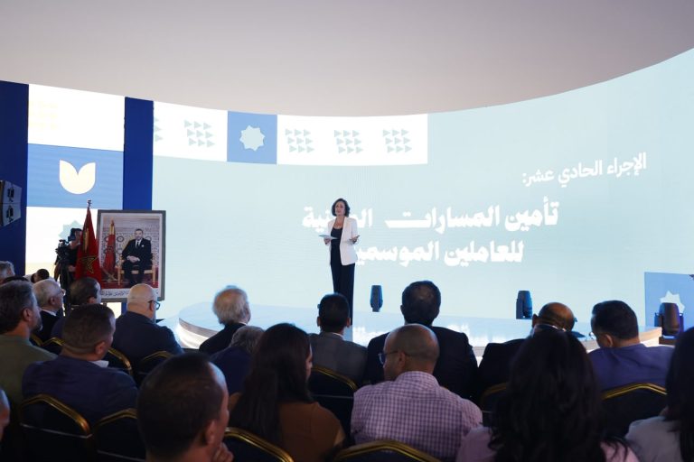 برنامج الأحرار.. عمور تكشف عن إجراء جديد لحماية العمال الموسميين