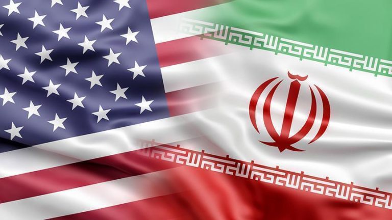 أمريكا وإيران تتفقان على تعليق هجماتهما وعقد اجتماع في قطر