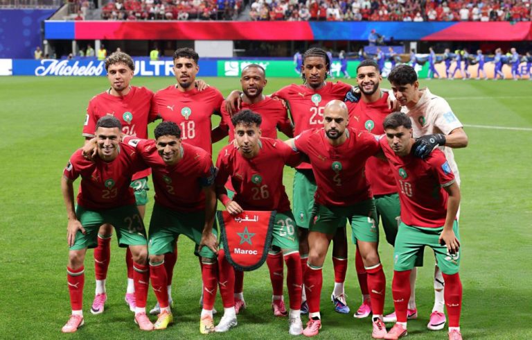 حكم برازيلي يقود مباراة المغرب وهولندا في المونديال