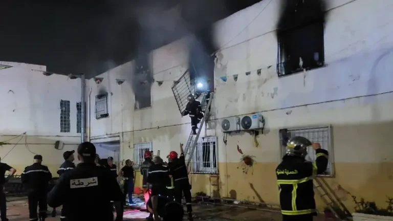 حزن ومواساة.. تفاعل مغربي واسع مع فاجعة دار الأيتام بالجزائر