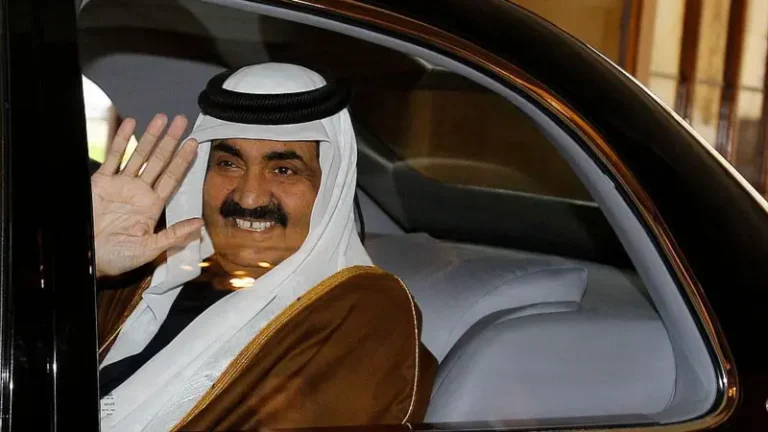 قطر تعلن وفاة أميرها السابق حمد بن خليفة آل ثاني