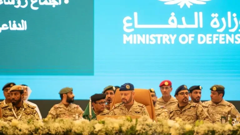 تحالف دولي بقيادة السعودية لحماية الملاحة في البحر الأحمر وباب المندب