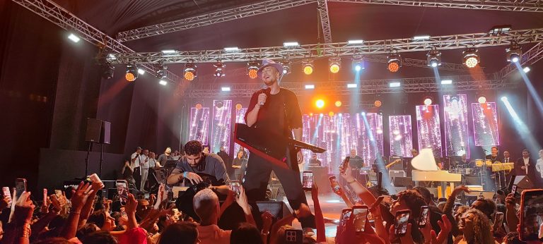 سعد لمجرد يشعل أجواء مازاغان بسهرة استثنائية.. لحظات مؤثرة بحضور والديه ونجوم الفن
