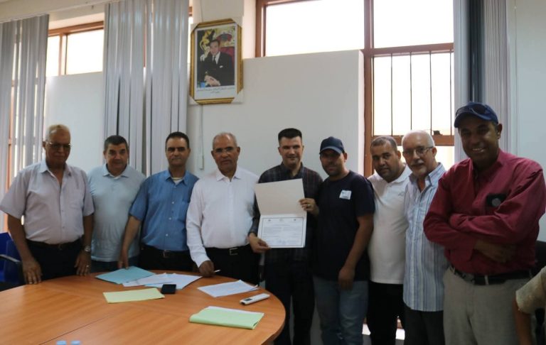 تاوريرت.. تسليم شواهد التصديق على التجربة المهنية لتطوير قطاع الصناعة التقليدية