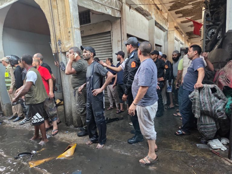 إندلاع حريق مهول في سوق القريعة بالدار البيضاء