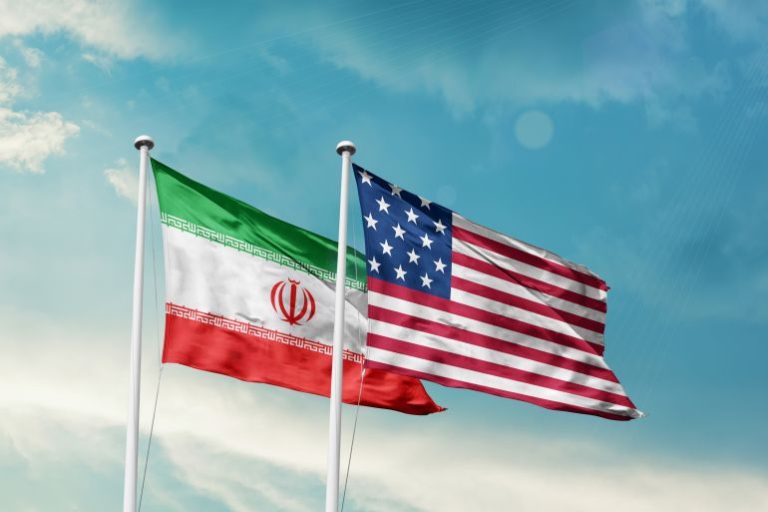 الجيش الأميركي يعلن بدء موجة جديدة من الضربات على إيران