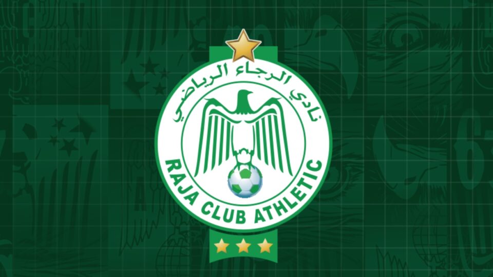 الاستقالات تهز محيط الرجاء.. روايتان متناقضتان وأسئلة كبيرة قبل الموسم الجديد