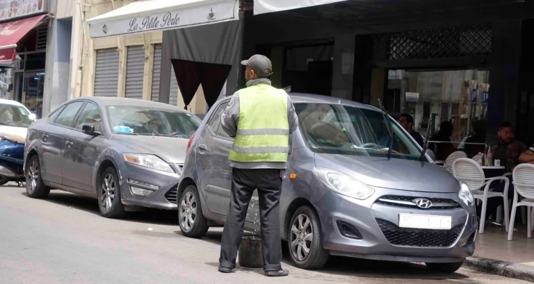 ‎توقيف حارس سيارات غير قانوني بمحيط محطة قطار طنجة