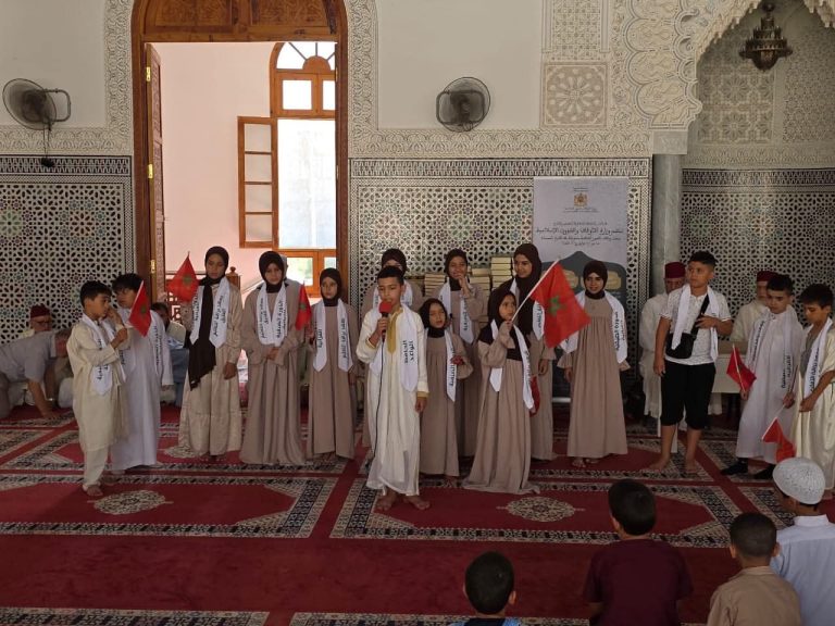 نبض الجالية يلتقي بصفاء الذكر الحكيم في ختام استثنائي لأكبر دورة صيفية لتحفيظ القرآن بالناظور