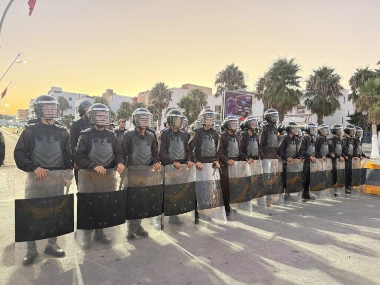 تصعيد أمني واستباقي بالناظور.. زيارات ميدانية متسارعة لعامل الإقليم لتحصين الحدود والمعابر الحيوية