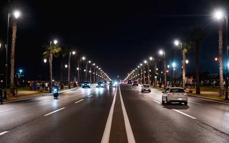 الرباط.. إنارة جديدة تضيء الطريق الساحلية