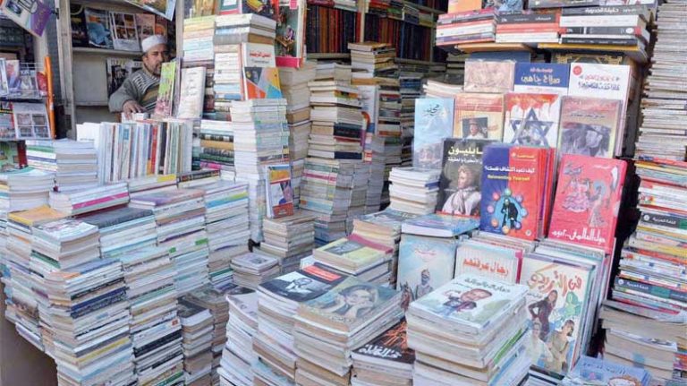 بسبب الإقبال المكثف.. تمديد فترة معرض الكتاب المستعمل بالدار البيضاء لأسبوع
