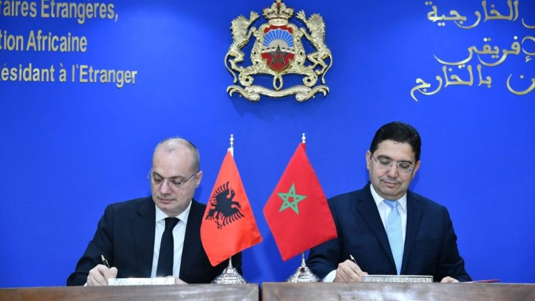 المغرب يعفي مواطني ألبانيا من تأشيرة الدخول للإقامات القصيرة