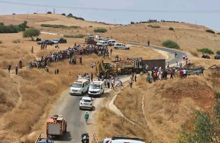 مصرع شخصين في حادثة سير مروعة بضواحي الخميسات