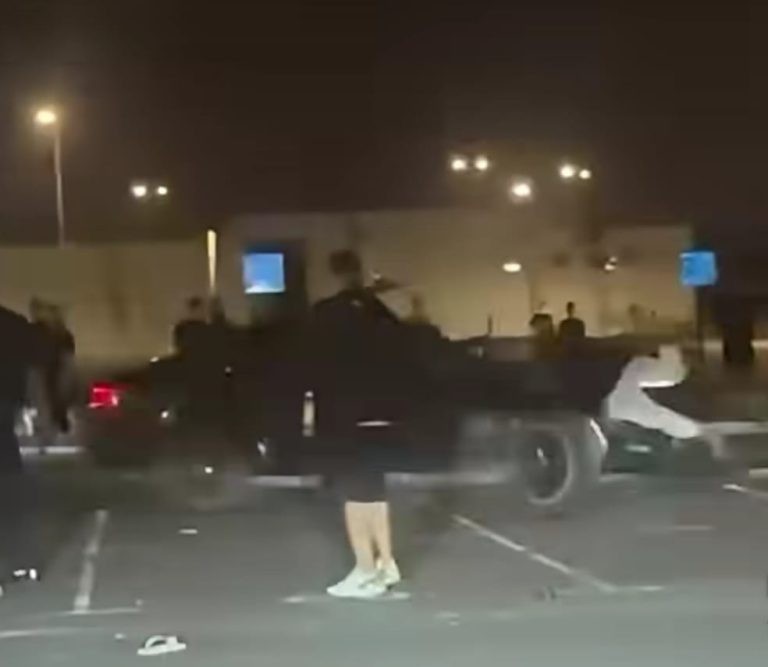 فيديو صادم يوثق لحظة دهس شباب بسيارة في أكادير