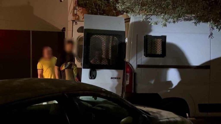 السعيدية.. توقيف شخصين مشتبه في تورطهما في مقتل شاب أثناء محاولتهما الفرار إلى إسبانيا