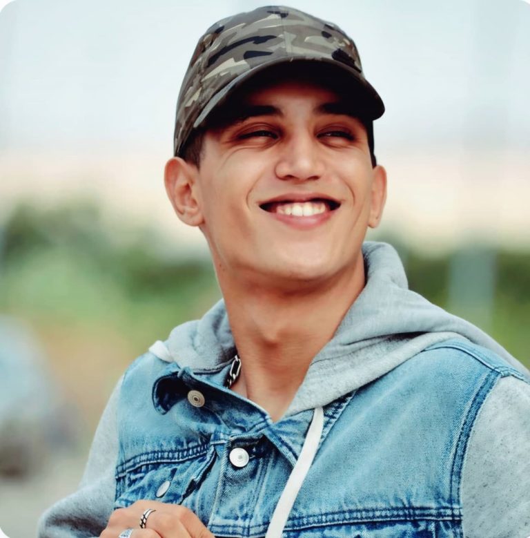 إيداع مغني الراب (T-Flow) سجن بوركايز بعد توقيفه بفاس بسبب إهانته للحكومة
