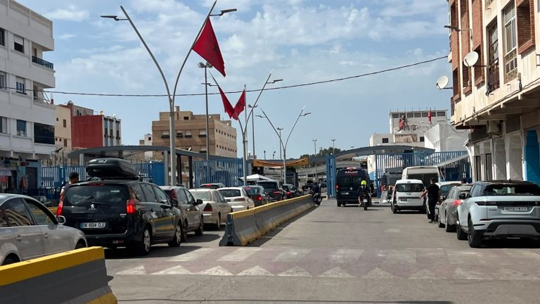 الناظور.. أجواء عادية وحركة عبور طبيعية بالمعبر الحدودي وسط استنفار أمني واحترازات مشددة