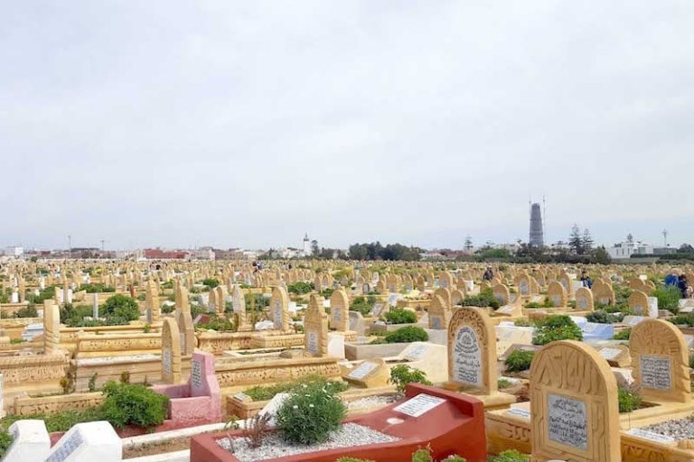 مأساة بلا عنوان.. أجساد مهاجرين مغاربة وأفارقة تستعد لمثواها الأخير في سبتة المحتلة