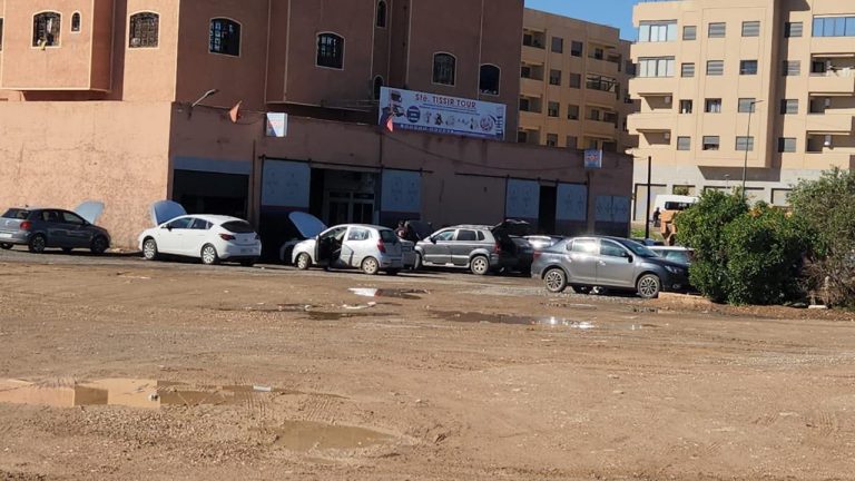 ورشة للميكانيك بحي كنون تقض مضجع الساكنة بمراكش (صور)