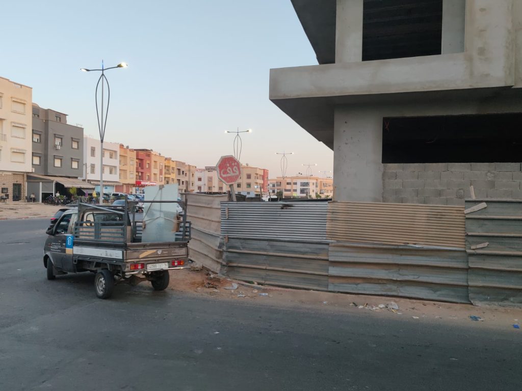 إنزكان.. احتلال الملك العمومي يتسع بالدشيرة والسلطات مطالبة بالتدخل